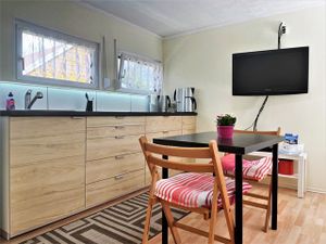 23478663-Bungalow-3-Lohsa-300x225-3