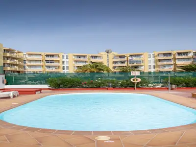 PoolOfHouse