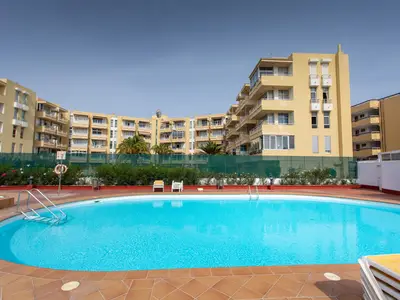 PoolOfHouse