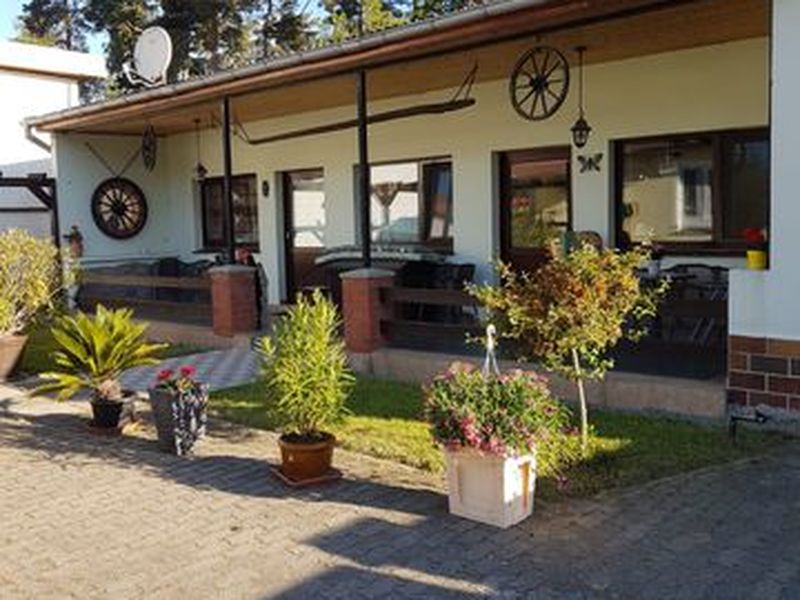 23921486-Bungalow-4-Neubukow-800x600-2