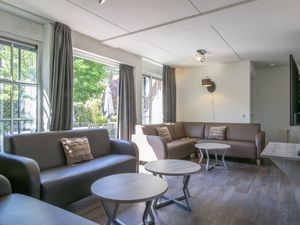 23146229-Bungalow-14-Oosterhout-300x225-3