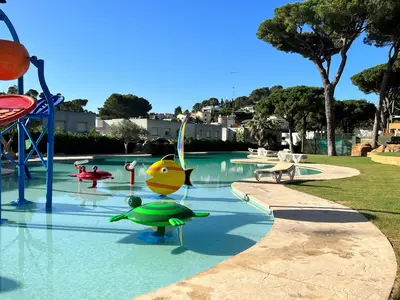 PoolOfHouse
