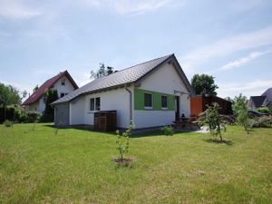 18718106-Bungalow-4-Rechlin-300x225-1