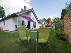 18718106-Bungalow-4-Rechlin-300x225-3