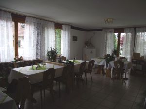 18300173-Bungalow-9-Sipplingen-300x225-3