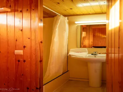 BathRoom BathRoom