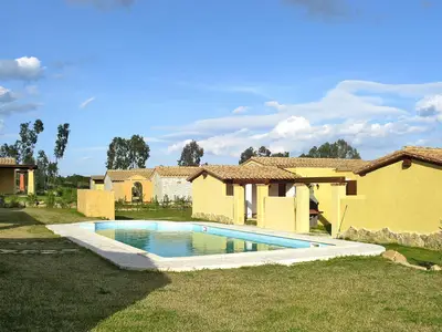 PoolOfHouse