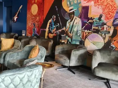 DiningRoom