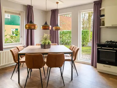 DiningRoom