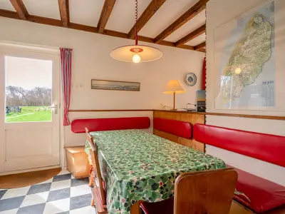 DiningRoom