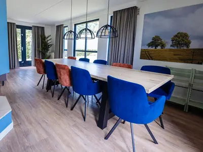 DiningRoom