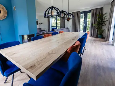 DiningRoom