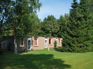 19354733-Bungalow-6-Vledder-300x225-2