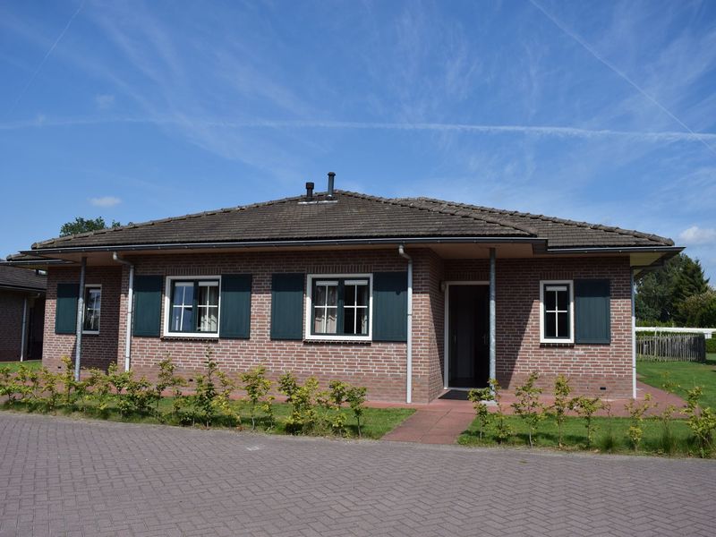 19375505-Bungalow-8-Voorthuizen-800x600-1