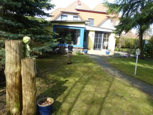 21667659-Bungalow-3-Zingst (Ostseebad)-300x225-0