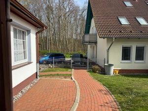 24059996-Bungalow-3-Zinnowitz-300x225-2