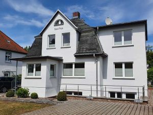 22335707-Bungalow-6-Zinnowitz-300x225-2