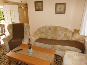 22371181-Bungalow-4-Zinnowitz-300x225-3