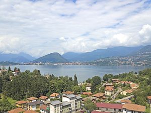 24037295-Doppelhaushälfte-4-Laveno Mombello-300x225-2