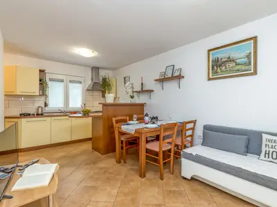 Wohn- und Esszimmer