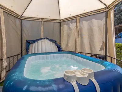 Jacuzzi