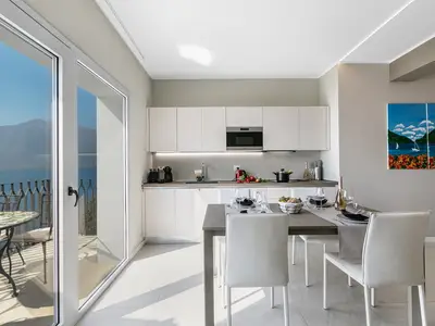 Küche und Essbereich