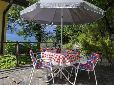 Der Esstisch im freien