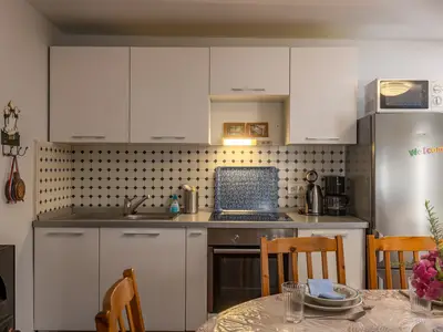 Küche und Essbereich