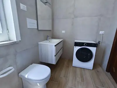 Badezimmer mit Dusche