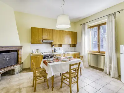 Küche und Essbereich