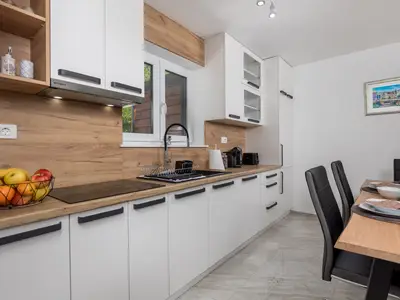 Küche und Essbereich