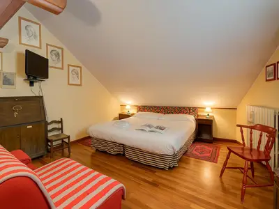 Zweites Schlafzimmer