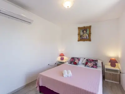 Zweites Schlafzimmer