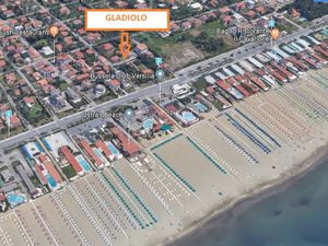 Doppelhaushälfte für 8 Personen (120 m²) in Marina Di Pietrasanta