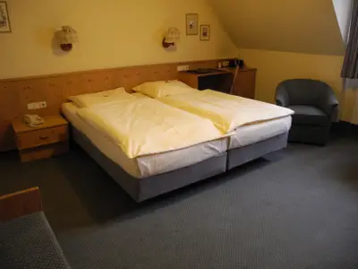 Doppelzimmer für 2 Personen (22 m²) in Abtswind 2/10