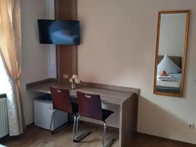 Doppelzimmer für 2 Personen in Adorf 7/10