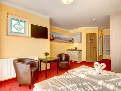 Doppelzimmer für 2 Personen (22 m²) in Ahlbeck 3/10