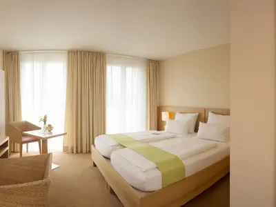 Doppelzimmer für 3 Personen in Allensbach 2/3