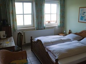 22926215-Doppelzimmer-2-Altenberge-300x225-5