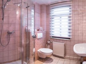 23470643-Doppelzimmer-2-Altenburg-300x225-5