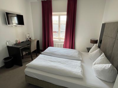 Business Doppelzimmer Queen-Size-Bett