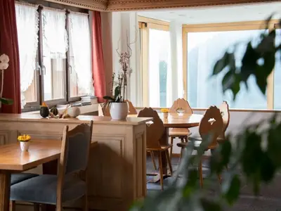 Doppelzimmer für 4 Personen in Andiast 10/10
