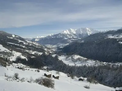 Doppelzimmer für 4 Personen in Andiast 3/10