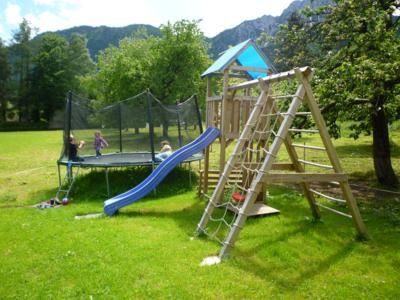 Der Kinderspielplatz lässt bei den Kleinen keine Langeweile aufkommen