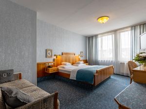 23434467-Doppelzimmer-2-Aschaffenburg-300x225-5