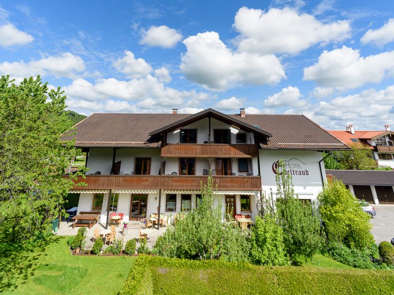 23568942-Doppelzimmer-2-Aschau im Chiemgau-800x600-0