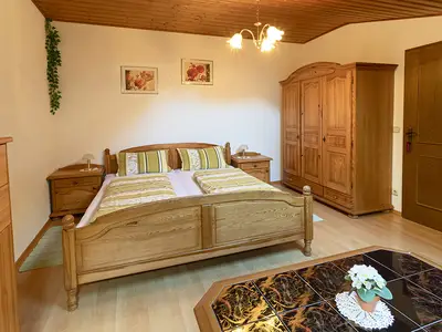 Doppelzimmer Dusche/WC und TV