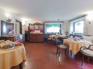 18701332-Doppelzimmer-3-Attersee-300x225-3
