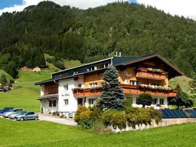 Doppelzimmer für 2 Personen in Au im Bregenzerwald 1/10