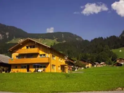 Doppelzimmer für 3 Personen (26 m²) in Au im Bregenzerwald 2/10